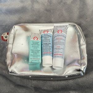 First aid beauty sample set with free makeup bag